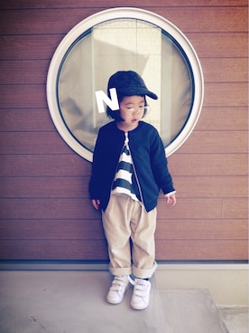 「FITH（フィス）のアイテム（パーカー）」を使った、nicoさん（キッズ・100cm）の春コーディネート