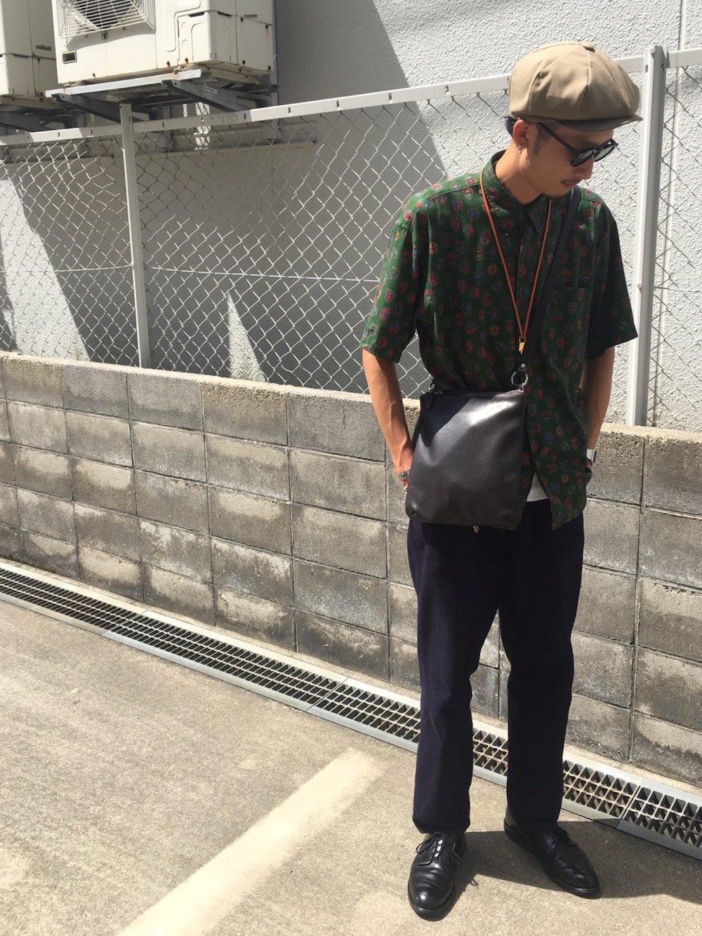 USA製ニューヨークハットCanvas Big Appleコットン大ぶりカーキ