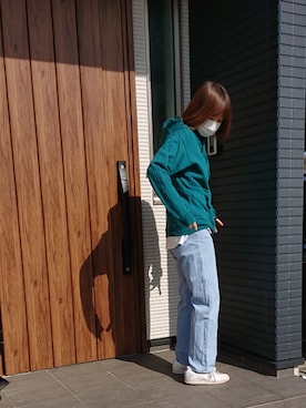 「アイテム（パーカー、グリーン系）」を使った、®eeekoさん（レディース・163cm）の春コーディネート