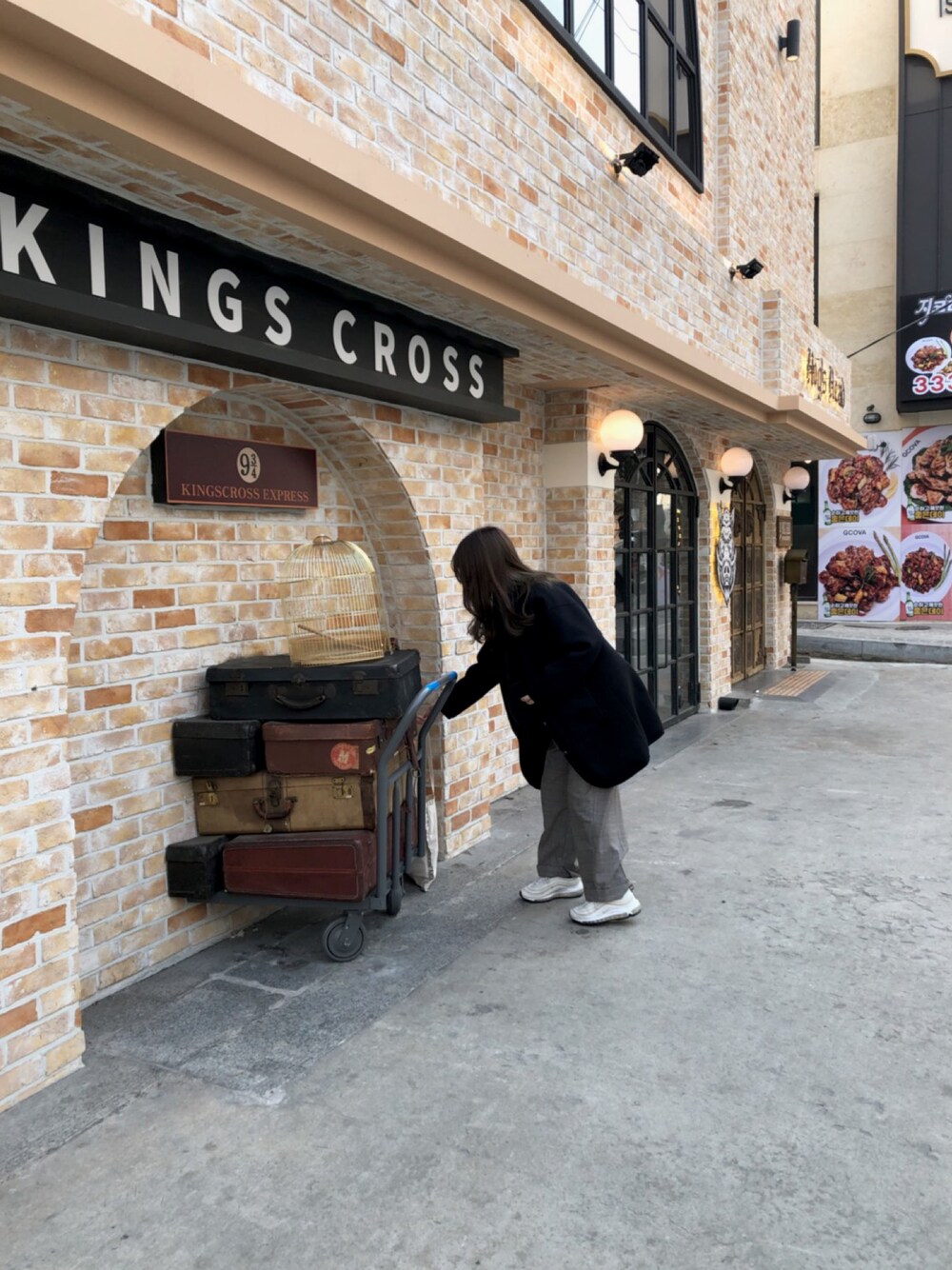 「TANDEY、韓国ファッション、韓国コーデ、休日と詩、オローネ、GU、NIKE、エアマックス、airmax、ノーカラーコート」｜「GUのアイテム（ジャケット/アウター、ブラック系）」を使った、mn__tさん（レディース・156cm）の夏コーディネートの1枚目の写真