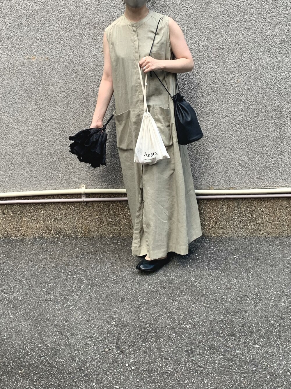 「OZOC、ロングシャツワンピ、REN、イソップ、Aesop、足袋バレエ、シンプルスタイル、simple」｜「OZOCのアイテム（シャツワンピース、グリーン系）」を使った、mn__tさん（レディース・155cm）の秋コーディネートの1枚目の写真