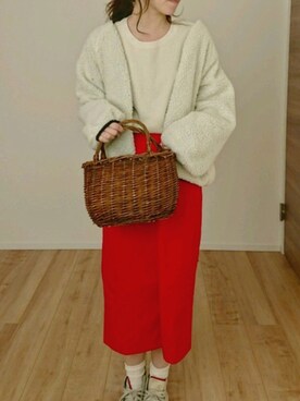 「赤スカート」｜「アイテム（ブルゾン）」を使った、ます。さん（レディース・164cm）の冬コーディネート