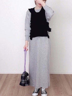 ます。さんのコーディネート