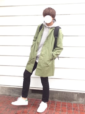 「オリーブ」｜「アイテム（ステンカラーコート）」を使った、ゆきさん（メンズ・168cm）の春コーディネート