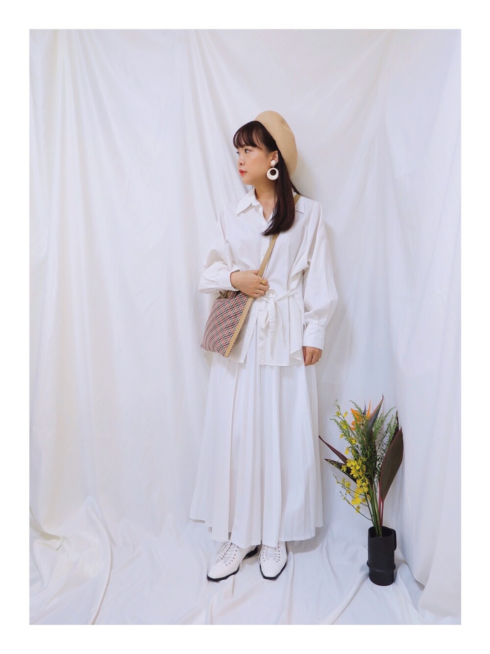 「オールホワイト」｜「CA4LAのKK COTTON BRAID BERET（ハンチング/ベレー帽、ベージュ系）」を使った、❤テイ❤さん（レディース・160cm）の冬コーディネートの1枚目の写真