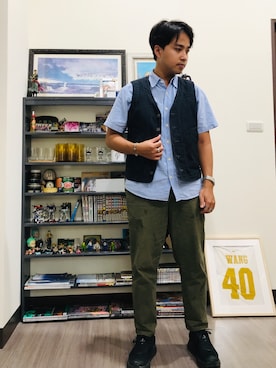 「COP（シーオーピー）のアイテム（パンツ）」を使った、Ú-Sêng Tânさん（メンズ・166cm）の秋コーディネート