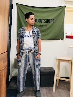 「amber（アンバー）のアイテム」を使った、Ú-Sêng Tânさん（メンズ・166cm）の春コーディネート