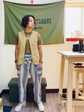 「SYNDRO（シンドロ）のアイテム（トップス）」を使った、Ú-Sêng Tânさん（メンズ・167cm）の秋コーディネート