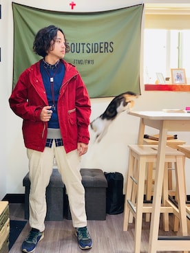 「アイテム（ライダースジャケット、レッド系）」を使った、Ú-Sêng Tânさん（メンズ・167cm）の冬コーディネート