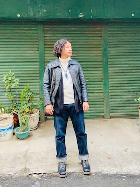 「sweatshirt」｜「アイテム（ジャケット/アウター）」を使った、Ú-Sêng Tânさん（メンズ・167cm）の冬コーディネート