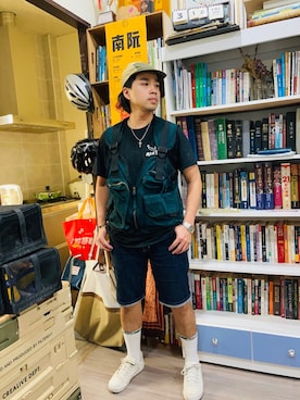 「THE NERDYS（ザ ナーディーズ）のアイテム」を使った、Ú-Sêng Tânさん（メンズ・167cm）の春コーディネート