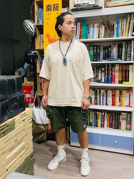 「Filter017（フィルターゼロイチナナ）のアイテム（パンツ）」を使った、Ú-Sêng Tânさん（メンズ・167cm）の春コーディネート