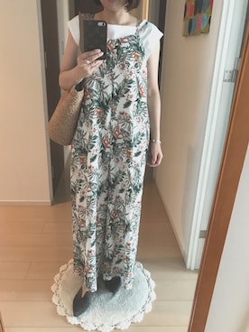 「バブーシュ」｜「アイテム（サロペット/オーバーオール）」を使った、リンゴさん（レディース・159cm）の夏コーディネート