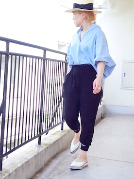 「アイテム（スリッポン）」を使った、水無川ミワさん（レディース・156cm・40代）の夏コーディネート