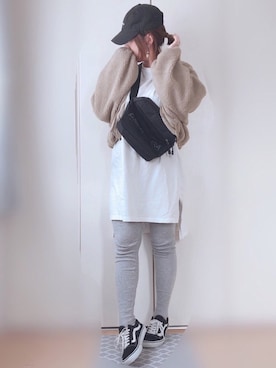 「archives（アルシーヴ）のアイテム（キャップ）」を使った、♥︎ 𝕃𝕆𝕍𝔼 ♥︎さん（レディース・163cm）の秋コーディネート
