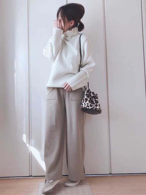 𝕃𝕆𝕍𝔼 Guのパンツを使ったコーディネート Wear