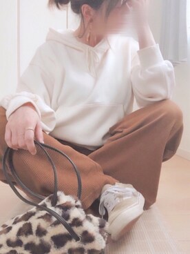 「GOLDY（ゴールディ）のアイテム（リング）」を使った、♥︎ 𝕃𝕆𝕍𝔼 ♥︎さん（レディース・163cm）の冬コーディネート