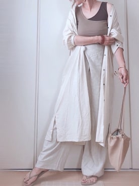 「シャツワンピ」｜「アイテム（ビーチサンダル）」を使った、♥︎ 𝕃𝕆𝕍𝔼 ♥︎さん（レディース・163cm）の夏コーディネート
