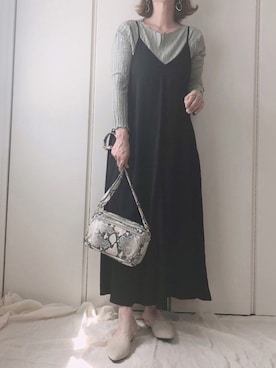 「GOLDY（ゴールディ）のニュアンス カーブ アシンメトリー イヤリング（イヤリング）」を使った、♥︎ 𝕃𝕆𝕍𝔼 ♥︎さん（レディース・163cm）の春コーディネート