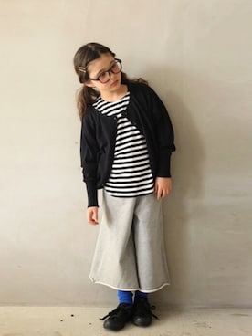 「アイテム（カーディガン/ボレロ）」を使った、antiquatoy  officialさん（キッズ・120cm）の秋コーディネート