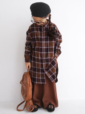 「アイテム（トップス、ブラウン系）」を使った、antiquatoy  officialさん（キッズ・110cm）の秋コーディネート