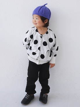 「アイテム（カーディガン/ボレロ）」を使った、antiquatoy  officialさん（キッズ・90cm）の秋コーディネート