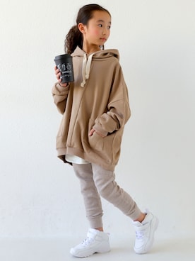 「アイテム（シューズ）」を使った、antiquatoy  officialさん（キッズ・126cm）の冬コーディネート