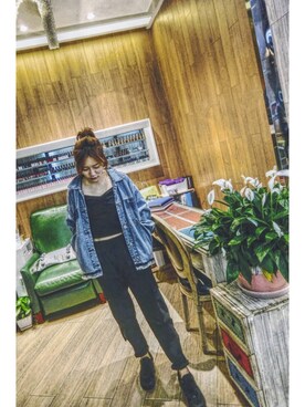 「iT（イット）のアイテム（パンツ）」を使った、穿着高跟鞋流浪D猫さん（レディース・157cm）の秋コーディネート