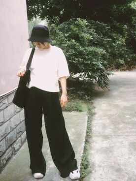 「iT（イット）のアイテム（帽子）」を使った、穿着高跟鞋流浪D猫さん（レディース・157cm）の春コーディネート