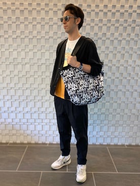 「NUMERALS（ヌメラルズ）のアイテム（バッグ）」を使った、miku🎩さん（メンズ・181cm）の春コーディネート