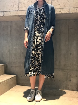 「YANUK（ヤヌーク）のアイテム（シャツワンピース）」を使った、ayanoさん（レディース・171cm）の夏コーディネート