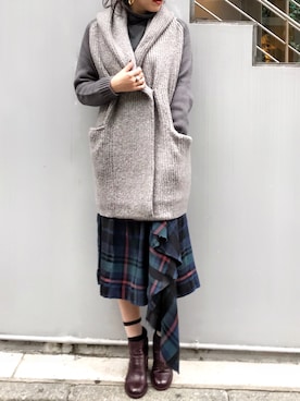 「Chika Kisada（チカ キサダ）のアイテム」を使った、ayanoさん（レディース・171cm）の秋コーディネート