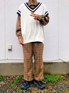 「JUNRED（ジュンレッド）のチェックワイドストレートパンツ（その他パンツ、ベージュ系）」を使った、ポパイさん（メンズ・167cm）の冬コーディネート