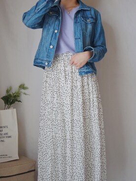 「部屋撮り」｜「アイテム（デニムジャケット）」を使った、Yuling_dailyさん（レディース・160cm）の春コーディネート