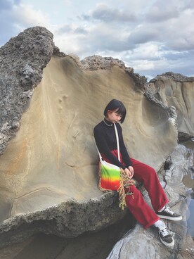 「oiivのアイテム（その他パンツ、レッド系）」を使った、Zoe/肉伊さん（レディース・157cm）の冬コーディネート