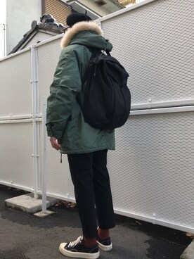 「カーキアウター」｜「アイテム（ナイロンジャケット）」を使った、🇧🇷TIAGO🇯🇵さん（メンズ・165cm）の冬コーディネート