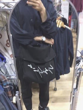 「Yohji Yamamoto（ヨウジヤマモト）のアイテム（ショルダーバッグ）」を使った、未来さん（メンズ・175cm）の秋コーディネート