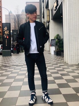 「B-SIDE（ビーサイド）のアイテム」を使った、Ericさん（メンズ・175cm）の冬コーディネート