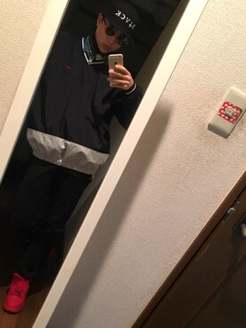 「NIKE（ナイキ）のアイテム（ナイロンジャケット、ブラック系）」を使った、ZI@COさん（メンズ・170cm）の冬コーディネート