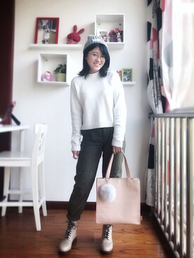 「A&F（エーアンドエフ）のアイテム（トップス）」を使った、Candiceさん（レディース・160cm）の秋コーディネート