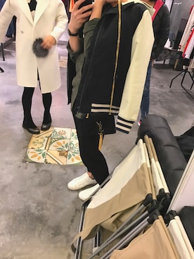 「Yves Saint Laurent（イヴサンローラン）のアイテム（バッグ）」を使った、鑫鸣啊さん（メンズ・165cm）の冬コーディネート