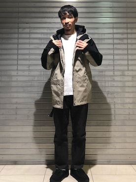 「ザノースフェイス」｜「アイテム（マウンテンパーカー）」を使った、冷牟田 誠さん（メンズ・165cm）の冬コーディネート
