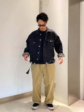 「URBAN RESEARCH（アーバンリサーチ）のアイテム（デニムジャケット、ブラック系）」を使った、冷牟田 誠さん（メンズ・165cm）の春コーディネート
