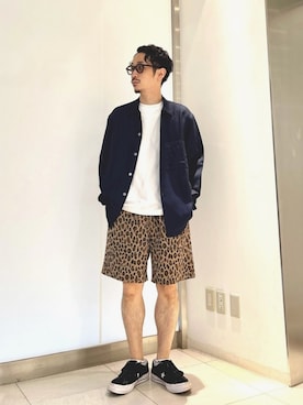 「長袖シャツ」｜冷牟田 誠さん（メンズ・165cm・20代）の春コーディネート