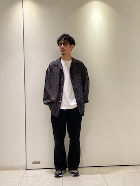 「長袖シャツ」｜冷牟田 誠さん（メンズ・165cm・20代）の夏コーディネート