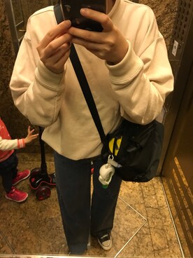 「CORISCO（コリスコ）のアイテム（トップス）」を使った、Vivian Wongさん（レディース・165cm）の冬コーディネート