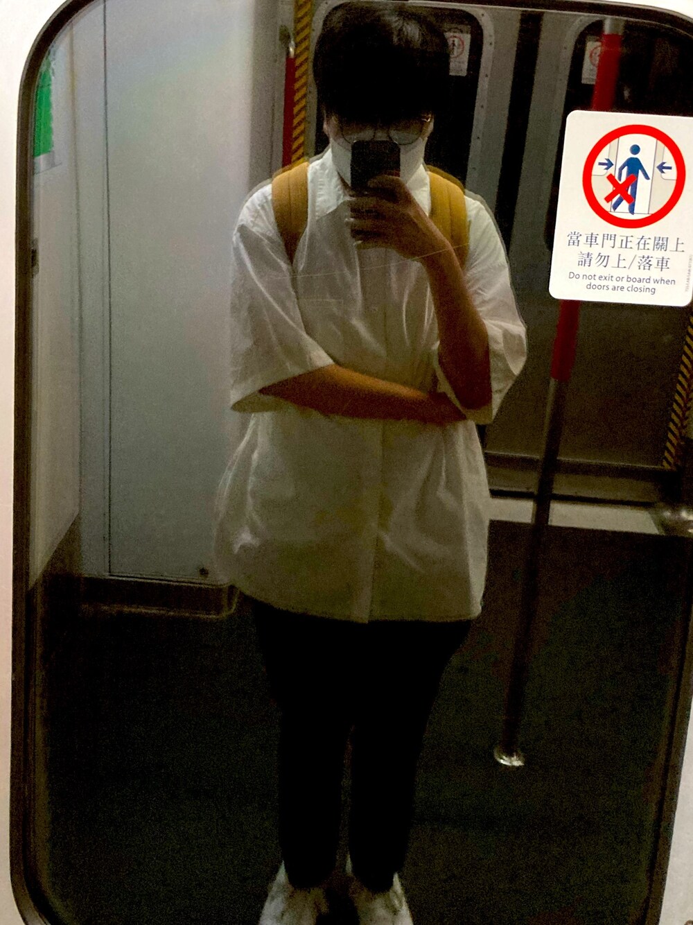 「ootd、夏、白T」｜「GUのアイテム（シャツ/ブラウス、ホワイト系）」を使った、wilbert0825さん（メンズ・171cm）の夏コーディネートの1枚目の写真