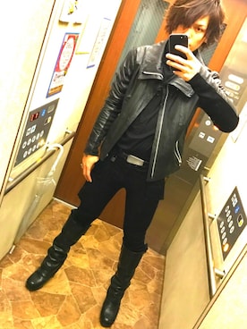 「JULIUS（ユリウス）のアイテム（アクセサリー）」を使った、たかとさんさん（メンズ・176cm）の冬コーディネート