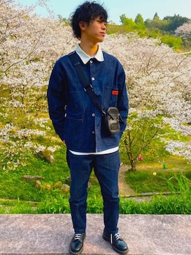 「アイテム（カバーオール）」を使った、さかたいさん（メンズ・173cm）の春コーディネート