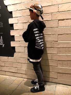 「fith社」｜「アイテム（キャップ）」を使った、wu5_ryo6さん（キッズ・130cm）の秋コーディネート